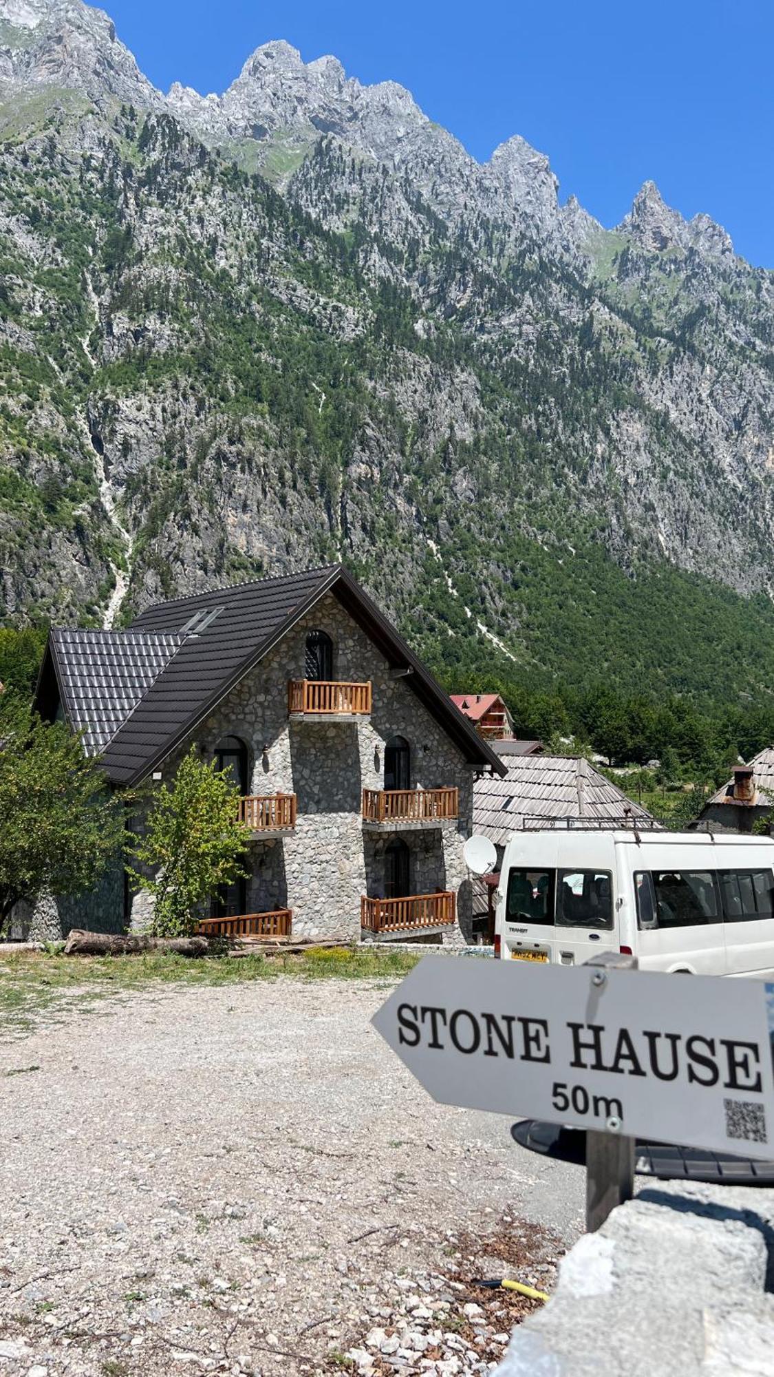 Stonehouse Villa 발보너 외부 사진